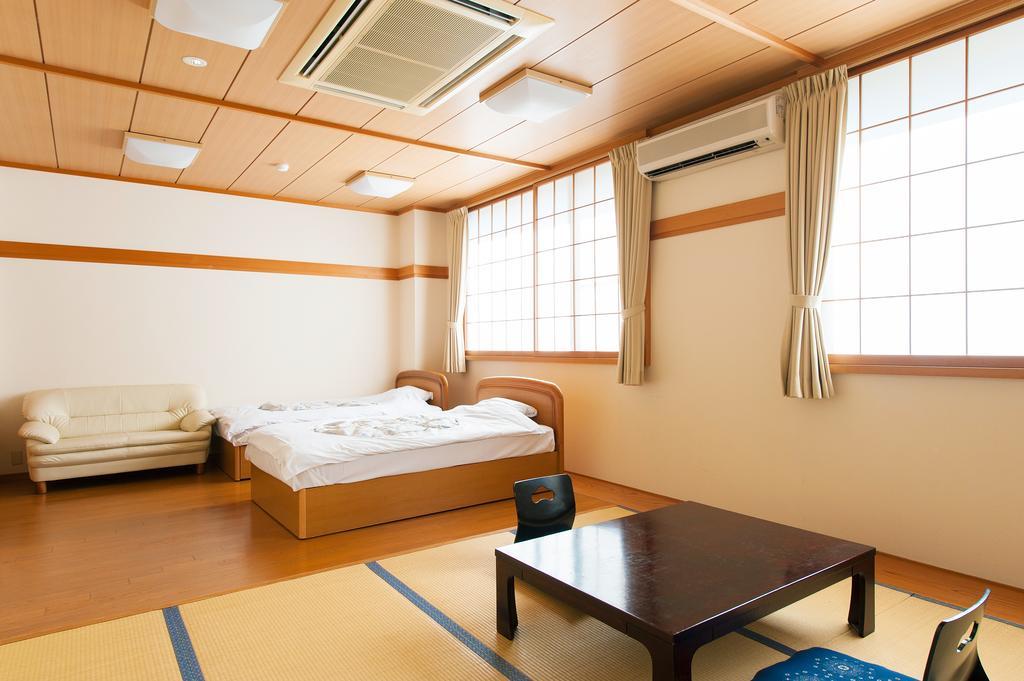 わたらせ温泉 ホテルやまゆり 本宮町 エクステリア 写真
